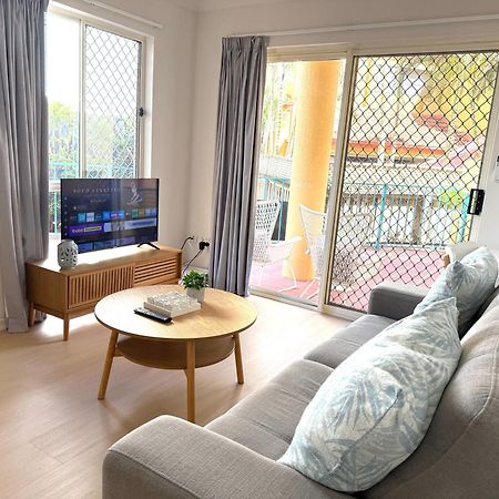 Chevron Island Apartment - Cozy And Convenient ゴールドコースト エクステリア 写真